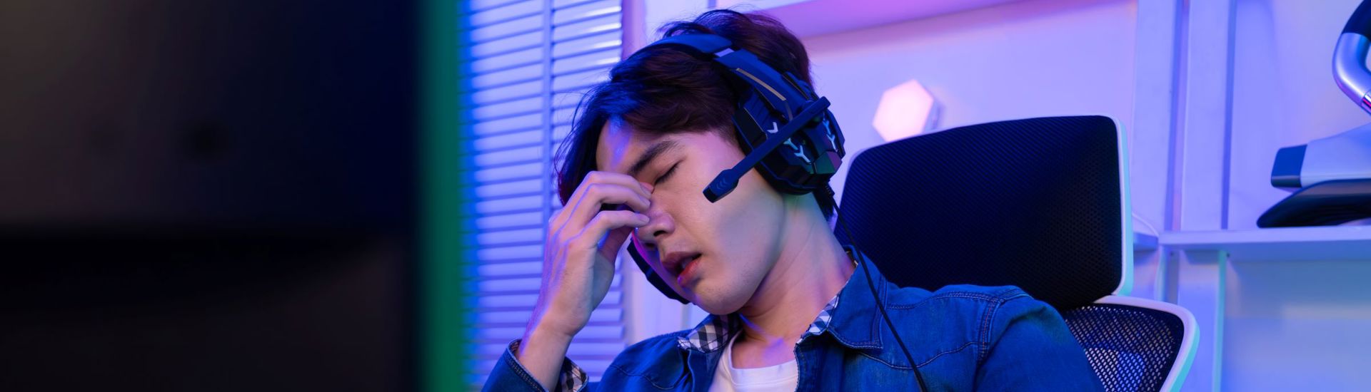 Vermoeide Tiener Headset Computer Gaming Balen